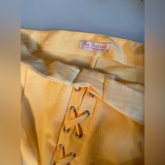 New! Sexy Cropped Yellow Blouse Strapless Womens Top. Size S with Flared Sleeves - Picture 6 of 9